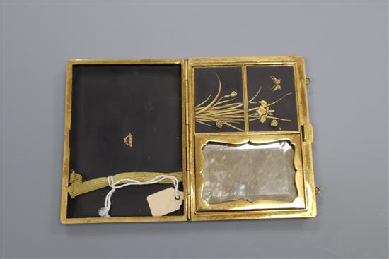A Komai minaudiere decorated by Fujii Yoshitoyo 7 x 9.5cm